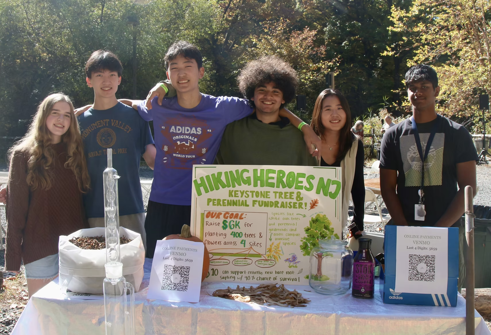 Hiking Heroes New Jersey students at the keystone tree and perennial fundraiser
